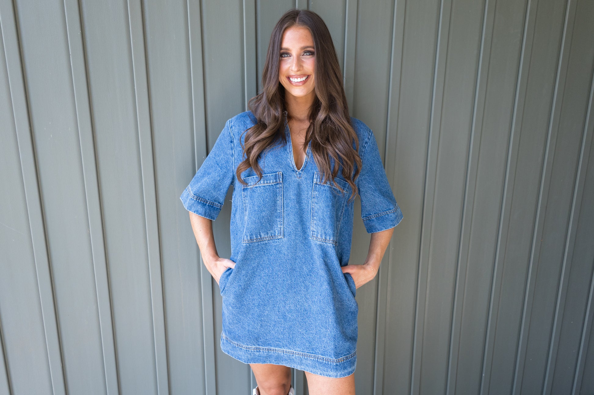 dressed and denim ume Trendy, Chic Women's Clothing Boutique LE LIS Denim Zip Up Shirt for Women, XS, Denim Lane 201