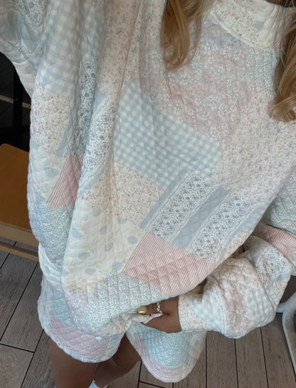 Quilted Mockneck Sweatshirt